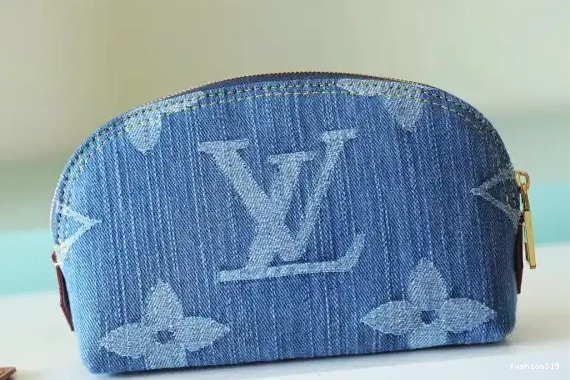 Cosmétique Vuitton PM Louis Pochette 0408